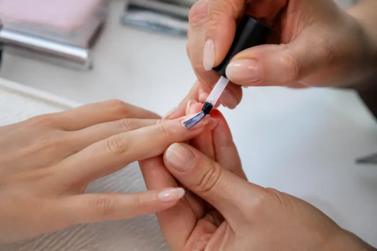 Le gainage des ongles : qu'est-ce que c'est vraiment ?